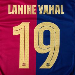LAMINE_YAMAL_DORSAL_BHOME