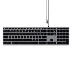 Satechi-Slim-W3-Wired-Backlit-Keyboards-for-Mac3