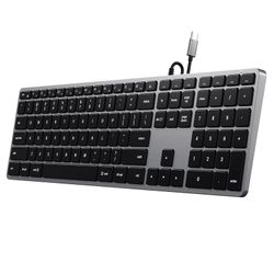 Satechi-Slim-W3-Wired-Backlit-Keyboards-for-Mac5