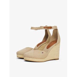 image-a30be4b956cb4a3b9cb88a786b3557c7