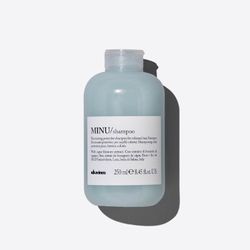 SHAMPOO-DAVINES-MINU-ILUMINATING-250-ML.Front-View8393032