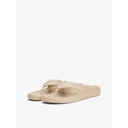 image-7cc7432fac8a4eca95e50f3c794d9bf1