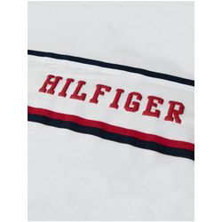 image-0a85e6a7d54f404aa423d0d040c1121a