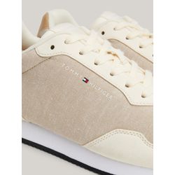 image-0dda037f83524e75aaf51dc1bbea8dc4