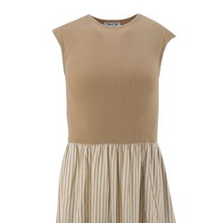 image-a03f1328b2564b078d53dab36ea66d91