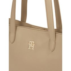 image-645a3398618f4468a6d6380da53d415d