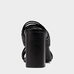 image-801edc8a6f9742c984d04c1255ba022f