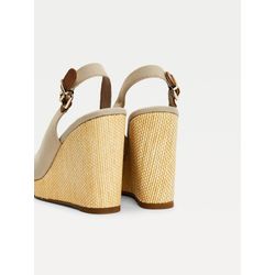 image-a5da49408e2843ff9f379bcba79a192a