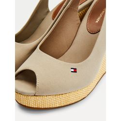 image-011fd9c5576c4bb988d857f070bacdb6