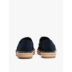 image-a0eec19fb0e14aa0b9201baef327f880