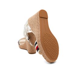 image-bc48f28609e44b96bc292698e5ed1d29