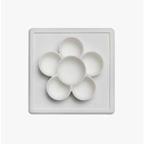 image-f081136b090540729eebb81d8136c31f