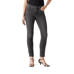 image-0f56dfe30c27482dadf29bfb70f597fe